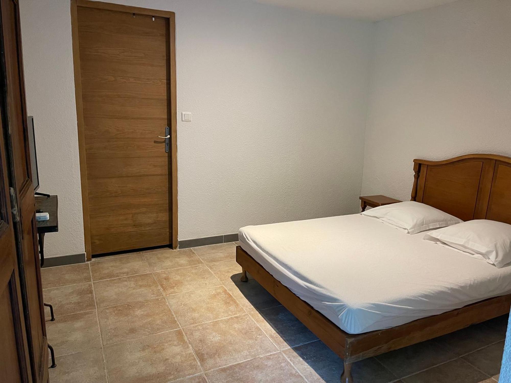 Apart'Hotel Les 4 Sources Corbés Dış mekan fotoğraf