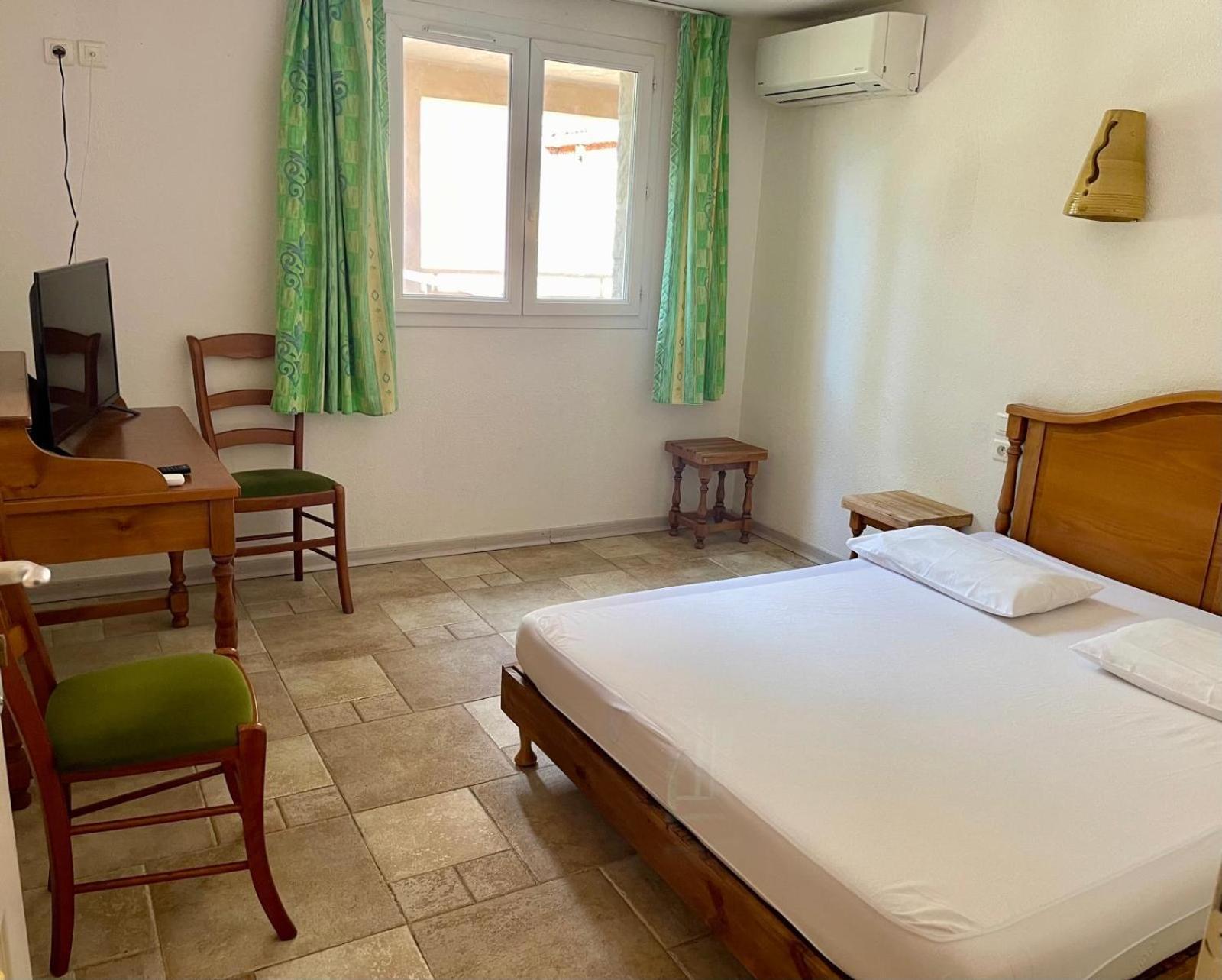 Apart'Hotel Les 4 Sources Corbés Dış mekan fotoğraf