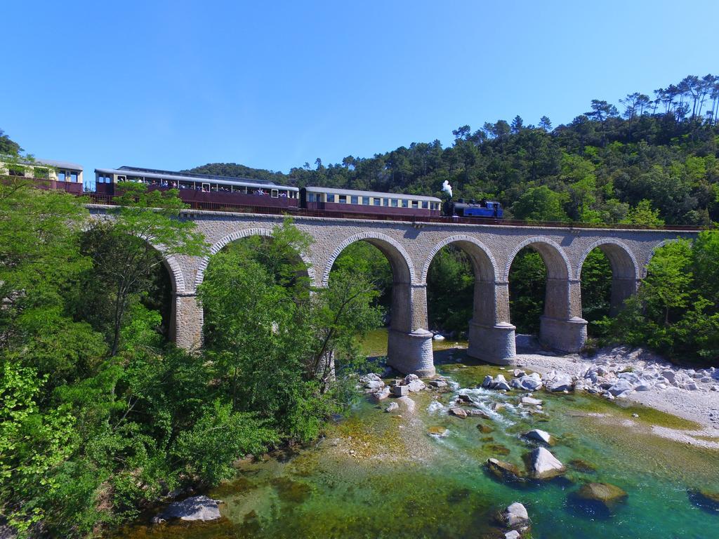 Apart'Hotel Les 4 Sources Corbés Dış mekan fotoğraf